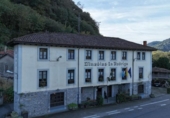 Country house with land for sale on España, Salas, ref: TR364921 photo