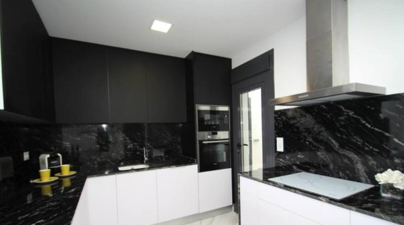 Alicante - San Miguel de Salinas - 300m2