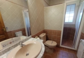 Отдельно стоящий дом с участком на продажу в городе l'Ametlla de Mar Фото