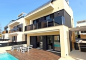 Chalet independiente con terreno en venta en la España, Orihuela, ref: TR325556 foto