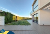 Chalet independiente con terreno en venta en la España, Orihuela, ref: TR362152 foto