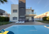 Chalet independiente con terreno en venta en la España, Orihuela, ref: TR362152 foto