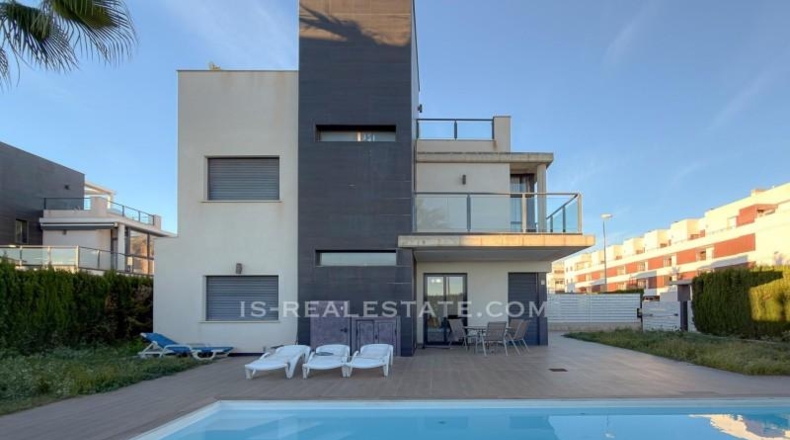 Alicante - Dehesa de Campoamor - 500m2