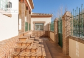 Xalet independent amb terreny en venda a la España, Santa Fe, ref.: TR267441 foto