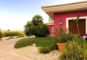 Chalet independiente con terreno en venta en la España, Ontinyent, ref: TR191999 foto