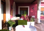 Chalet independiente con terreno en venta en la España, Ontinyent, ref: TR191999 foto