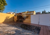 Chalet independiente con terreno en venta en la España, Sant Pere de Ribes, ref: TR137744 foto