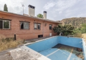 Chalet independiente con terreno en venta en la España, Granada, ref: TR238897 foto