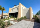 Chalet independiente con terreno en venta en la España, Algorfa, ref: TR218907 foto