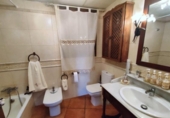 Chalet independiente con terreno en venta en la España, Valjunquera, ref: TR144884 foto