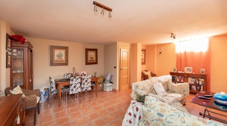 Granada - Huétor Vega - 437m2