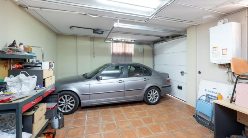 Granada - Huétor Vega - 437m2