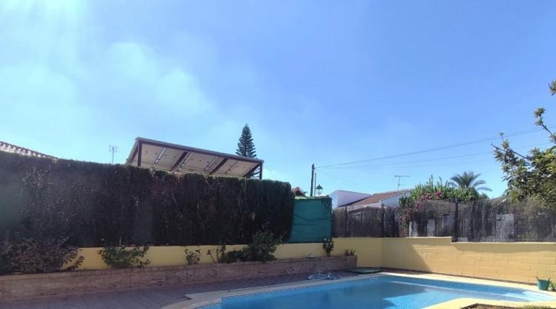 Sevilla - Bollullos de la Mitación - 645m2