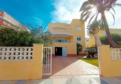 Detached villa with land for sale on España, Oliva, ref: TR159053 photo