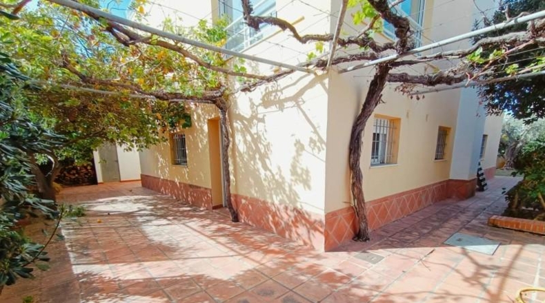 Valencia - Oliva - 470m2