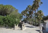 Отдельно стоящий дом с участком на продажу в городе Chiclana de la Frontera Фото