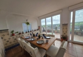 Отдельно стоящий дом с участком на продажу в городе Chiclana de la Frontera Фото