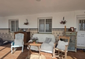 Отдельно стоящий дом с участком на продажу в городе Chiclana de la Frontera Фото