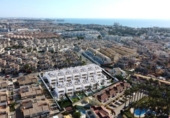 Chalet independiente con terreno en venta en la España, Orihuela, ref: TR326999 foto
