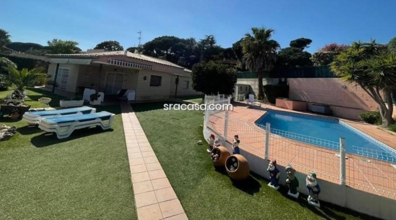 Gerona - Platja d'Aro - 1019m2