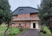 Chalet independiente con terreno en venta en la España, Ponferrada, ref: TR277074 foto