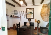 Отдельно стоящий дом с участком на продажу в городе el Vendrell Фото