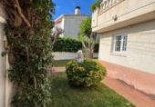 Chalet independiente con terreno en venta en la España, Calafell, ref: TR175429 foto