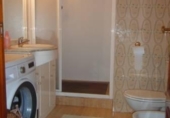 Дом с участком на продажу в городе Cornellà de Llobregat Фото