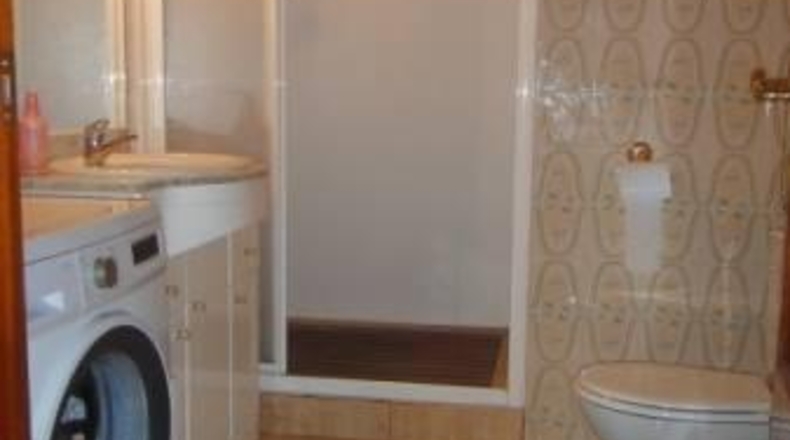 Barcelona - Cornellà de Llobregat - 360m2