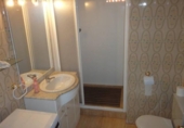 Дом с участком на продажу в городе Cornellà de Llobregat Фото