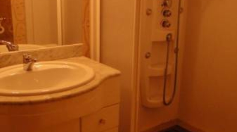 Barcelona - Cornellà de Llobregat - 360m2