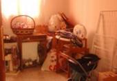 Дом с участком на продажу в городе Cornellà de Llobregat Фото