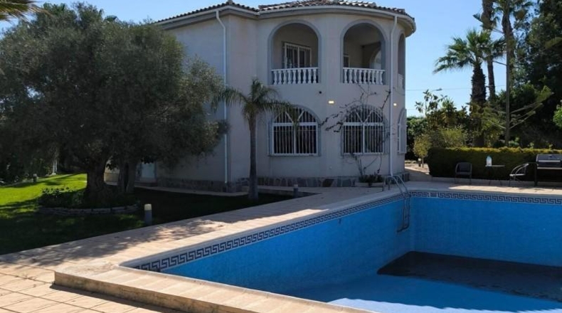 Alicante - Torrevieja - 1100m2
