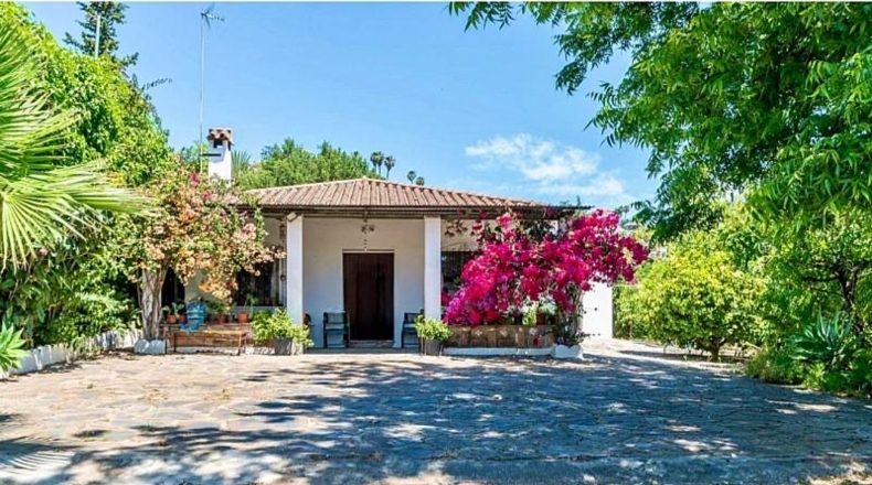 Málaga - Estepona - 3000m2