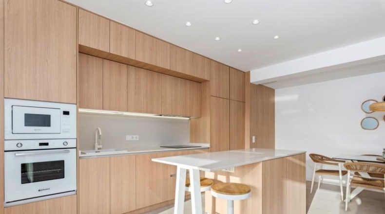 Аликанте - Torrevieja - 270m2