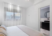 Chalet independiente con terreno en venta en la España, Torrevieja, ref: TR328475 foto