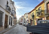 Дом с участком на продажу в городе Canet de Mar Фото