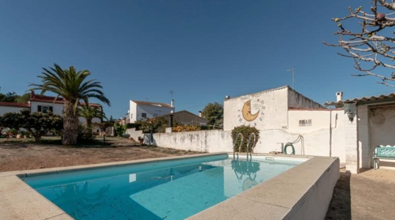 Tarragona - Banyeres del Penedès - 15287m2