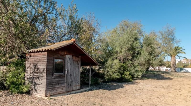 Tarragona - Banyeres del Penedès - 15287m2