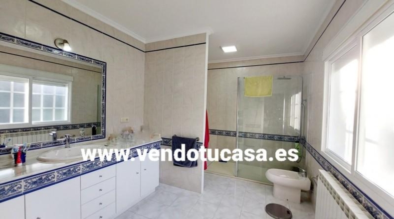 Pontevedra - Poio - 710m2