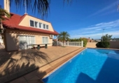 Chalet independiente con terreno en venta en la España, el Vendrell, ref: TR148183 foto