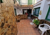 Casa de camp amb terreny en venda a la España, Puerto de la Cruz, ref.: TR151006 foto