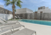 Chalet independiente con terreno en venta en la España, Orihuela, ref: TR318044 foto