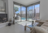 Chalet independiente con terreno en venta en la España, Orihuela, ref: TR318044 foto