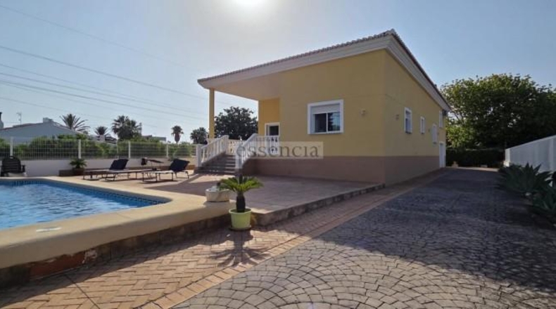 Valencia - Oliva - 1578m2