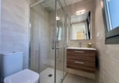Chalet independiente con terreno en venta en la España, Orihuela, ref: TR140176 foto