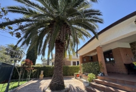 Serranillos del Valle 700&nbsp;m²