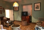 Chalet independiente con terreno en venta en la España, Valencia de Don Juan, ref: TR134907 foto