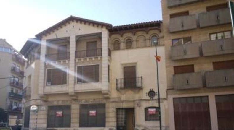 Zaragoza - Ejea de los Caballeros - 691m2