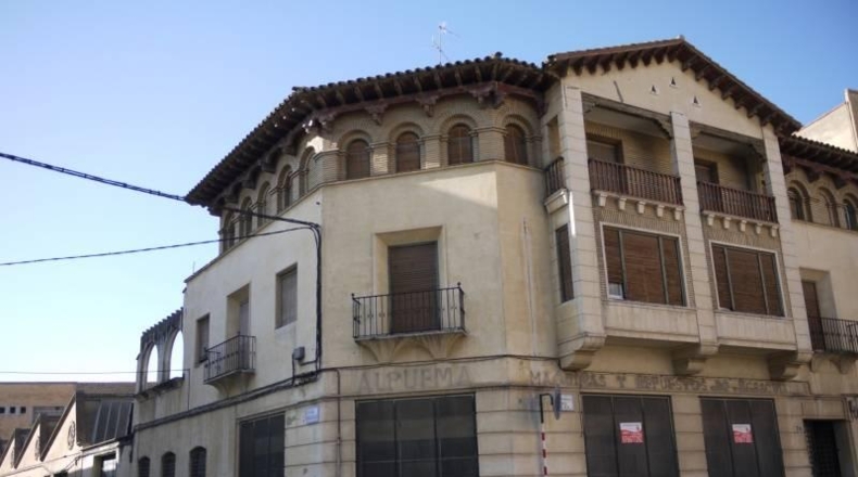 Zaragoza - Ejea de los Caballeros - 691m2